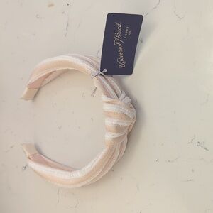 Universal Thread Cream and White Textured Headband